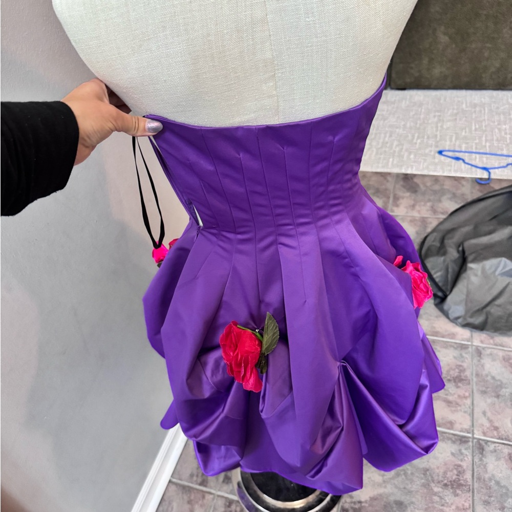 Purple Rose Betsey Johnson dress - Picture 5 of 11